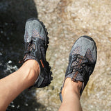 Men's Breathable Mesh Casual Light Outdoor Hiking Shoes
